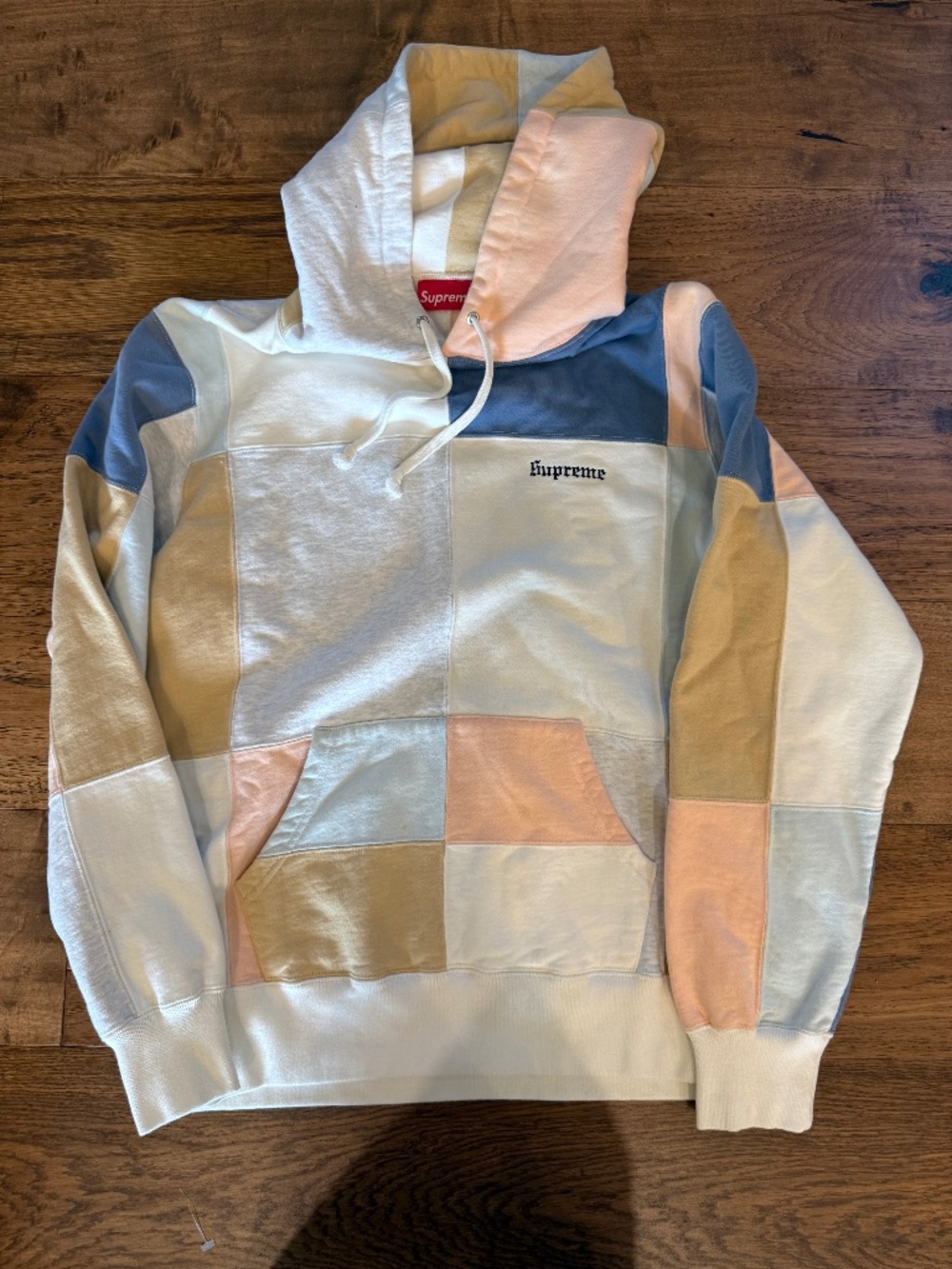 Supreme hoodie